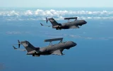 o_globaleye_aircraft_flying_in_formation-1600x1000.webp